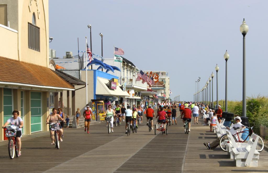 Oceanus Motel - Rehoboth Beach Bagian luar foto